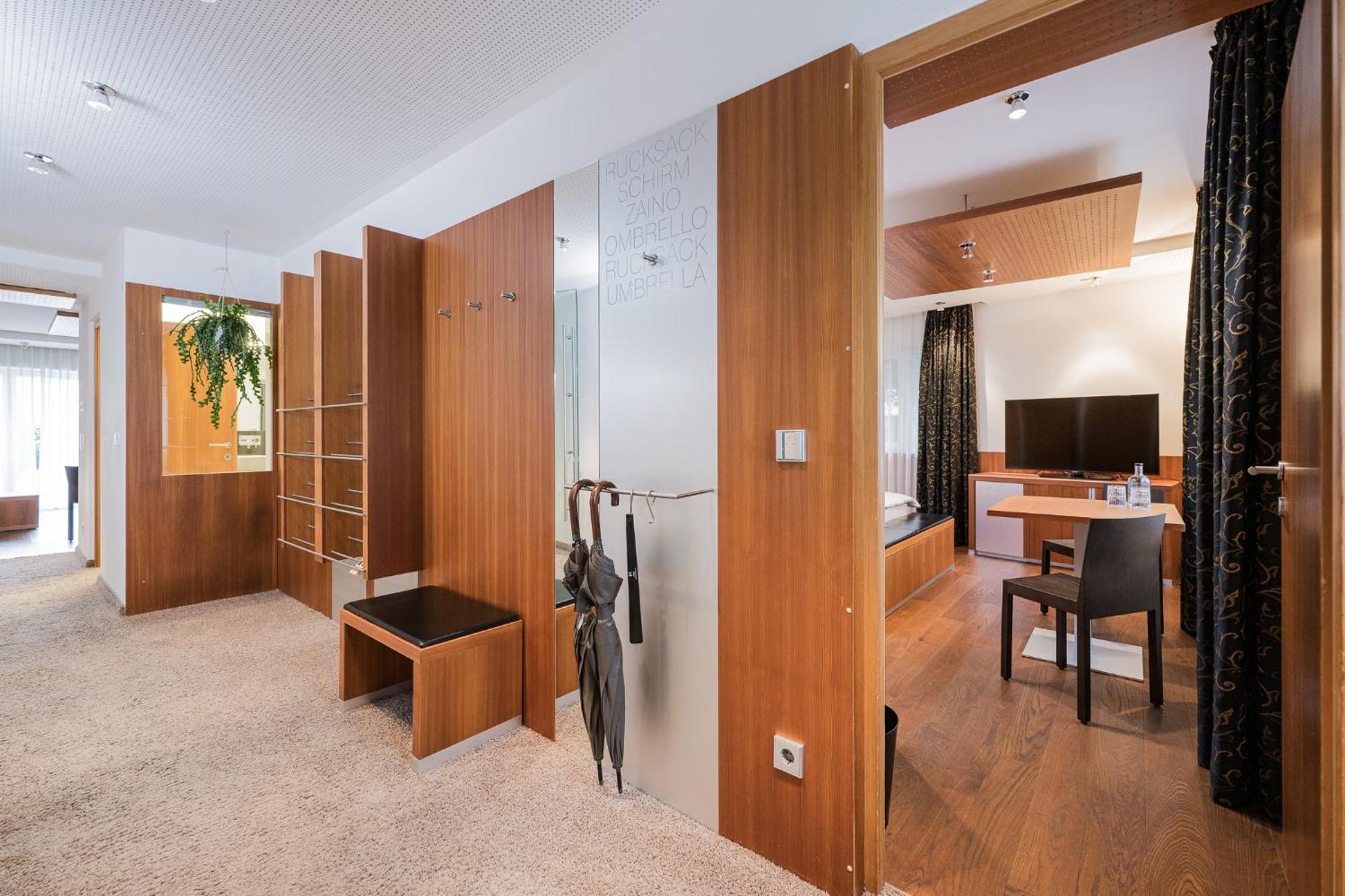 Lindenhof Pure Luxury & Spa Dolcevita Resort Naturns Extérieur photo