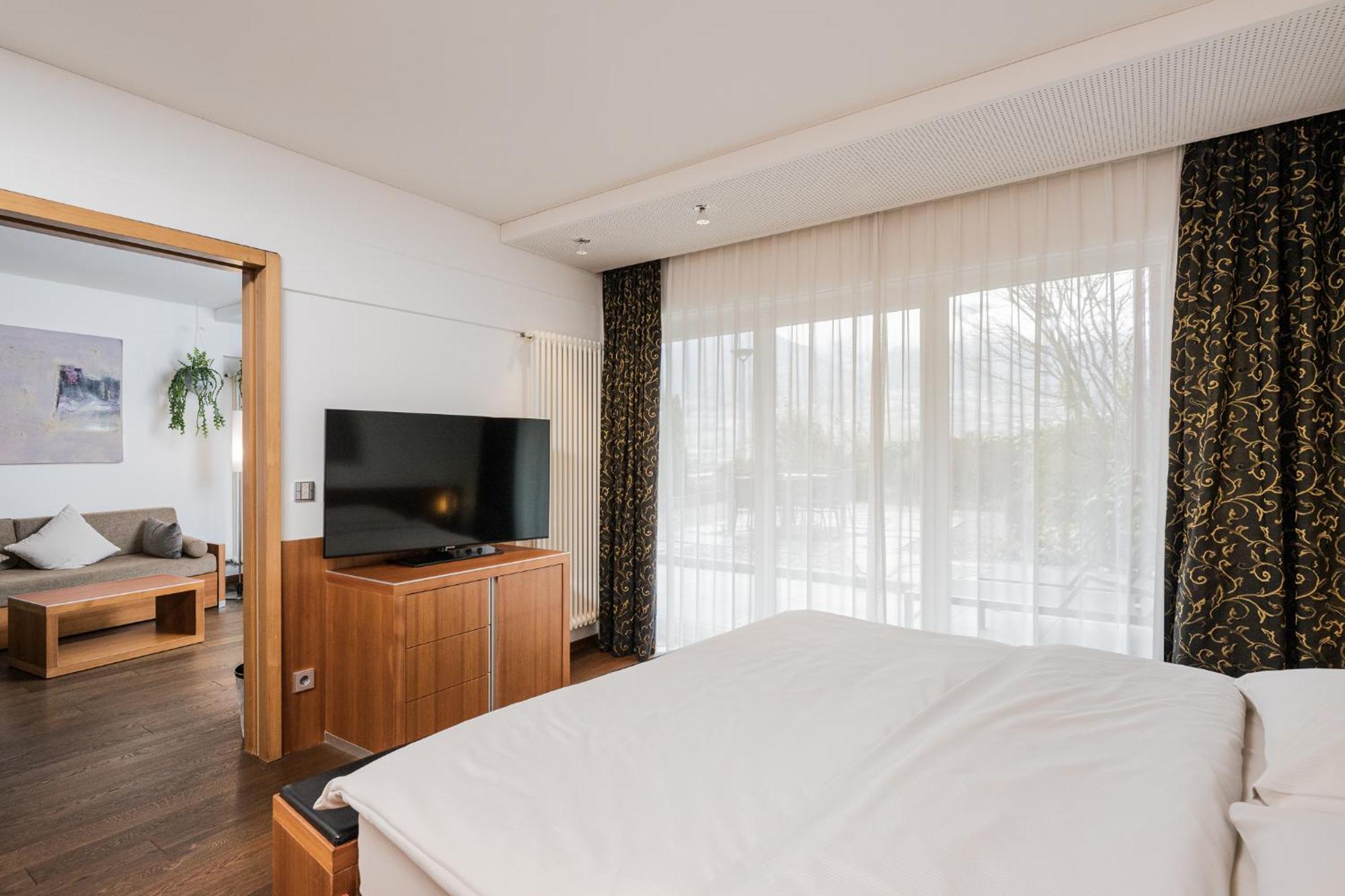 Lindenhof Pure Luxury & Spa Dolcevita Resort Naturns Extérieur photo