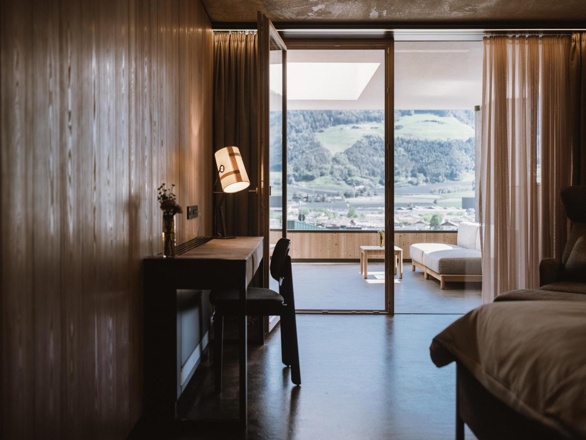 Lindenhof Pure Luxury & Spa Dolcevita Resort Naturns Extérieur photo